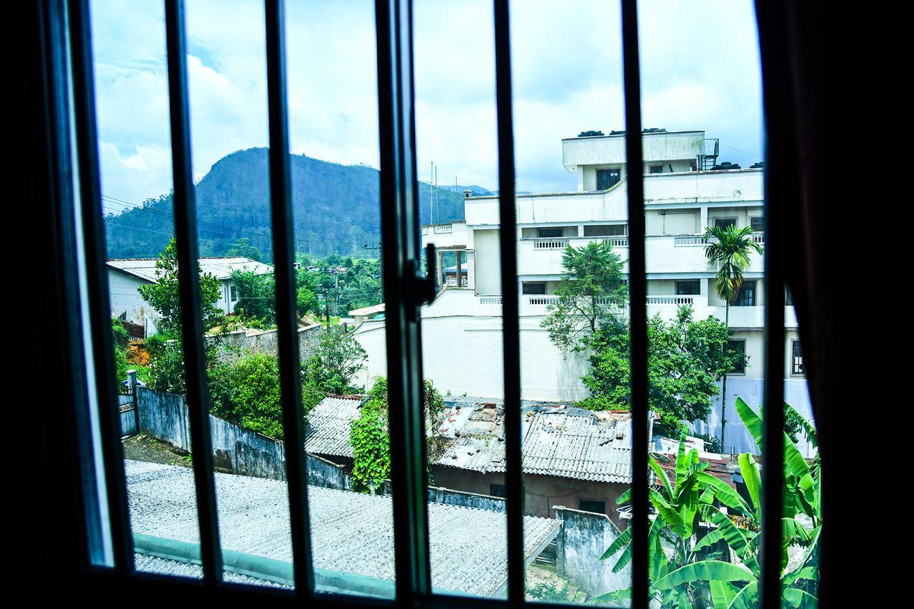 Sri Krishna Bhavan Hotel Hatton Exterior foto